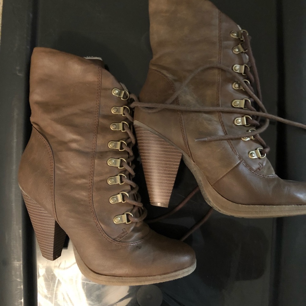 Ankle boots